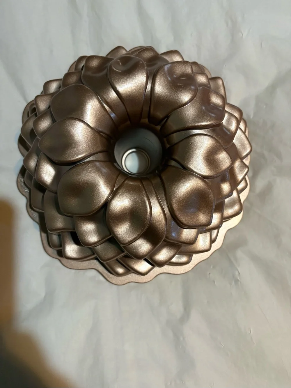 Nordic Ware Martha Stewart Collection  Blossom Rose Gold Bundt Pan